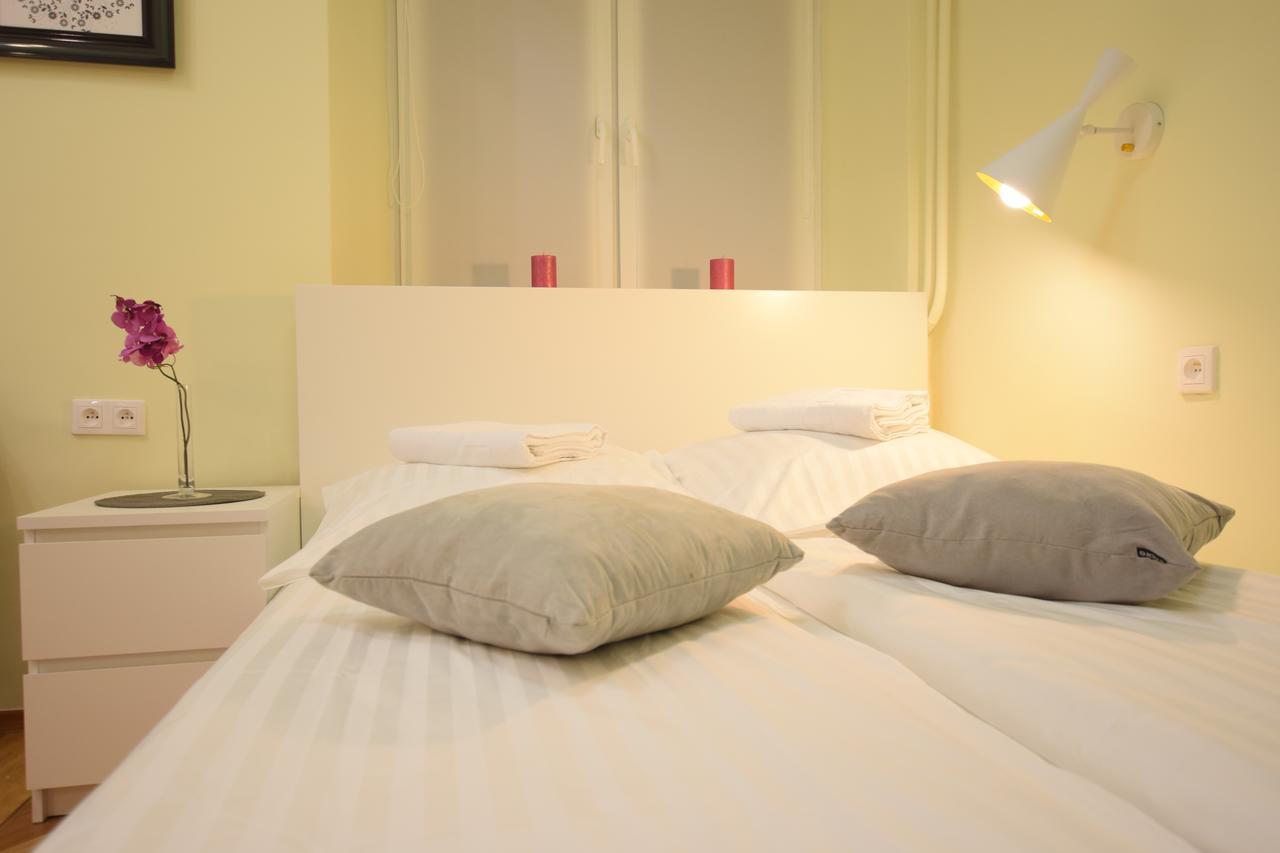 Elegant Apartment Copernicus Warschau Buitenkant foto