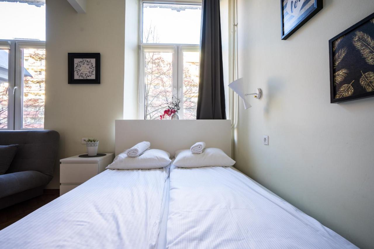 Elegant Apartment Copernicus Warschau Buitenkant foto